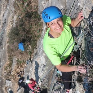 Ela, 23 let Ela, 23 let